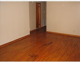 3rd image of 203 8th Ave SE