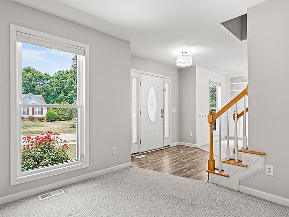 5th image of 3015 Rennit Ct