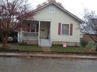 311 W College St, Farmington, MO 63640