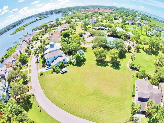 3rd image of 2036 N Pointe Alexis Dr