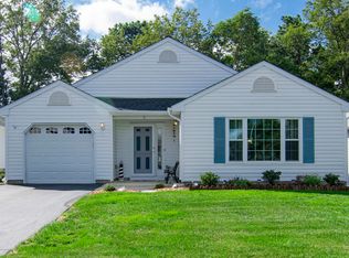 7 Cottontail Dr, Brick, NJ 08724