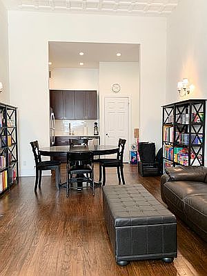 2nd image of 14 E 80th St APT 2B