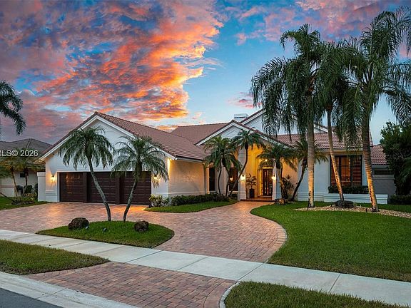 2nd image of 355 Coconut Cir