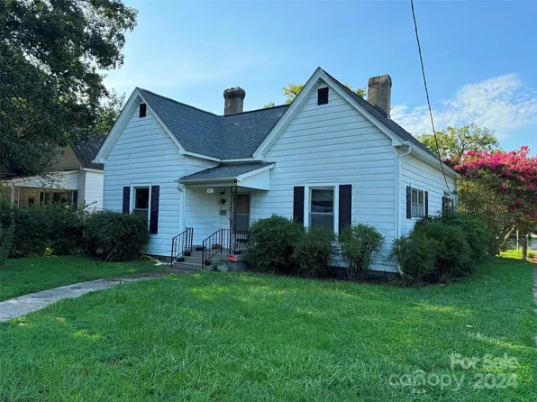 300 S Iredell Ave, Spencer, NC 28159