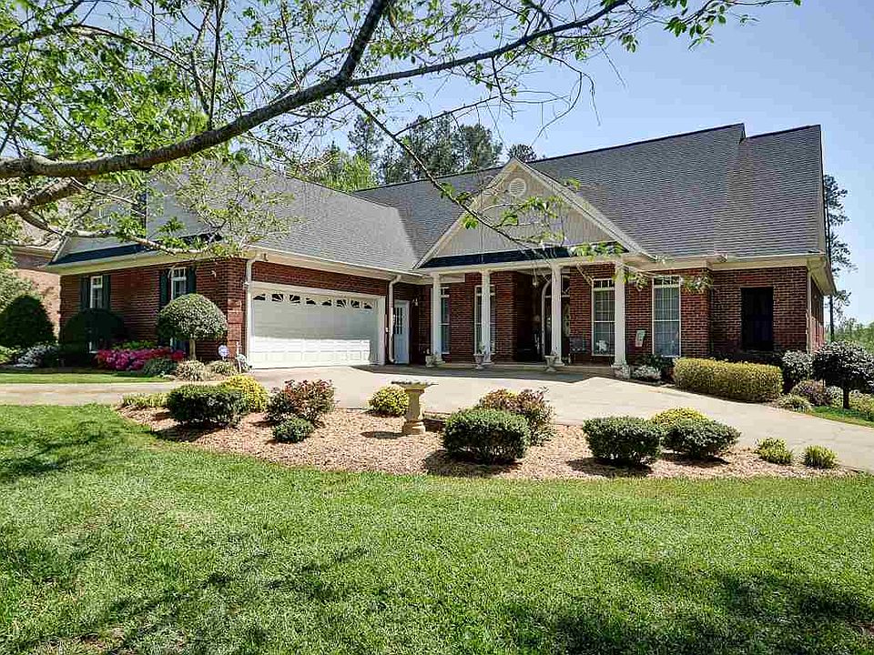 1st image of 211 Cates Pond Ct