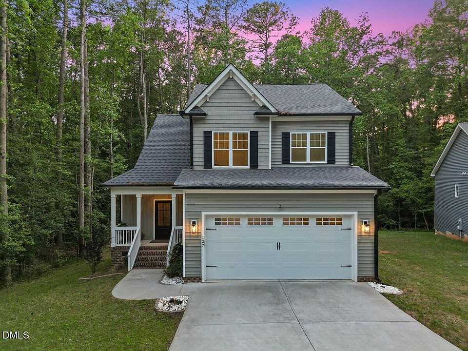 1st image of 127 Mohawk Dr