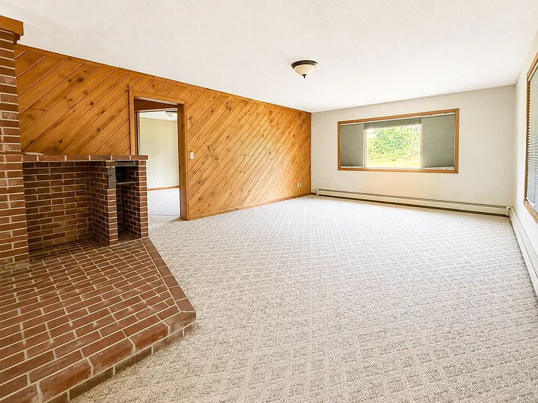 19 Dragonfly Rd — Photo 3