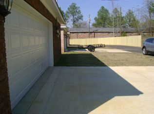 1114 6th St N, Columbus, MS 39701