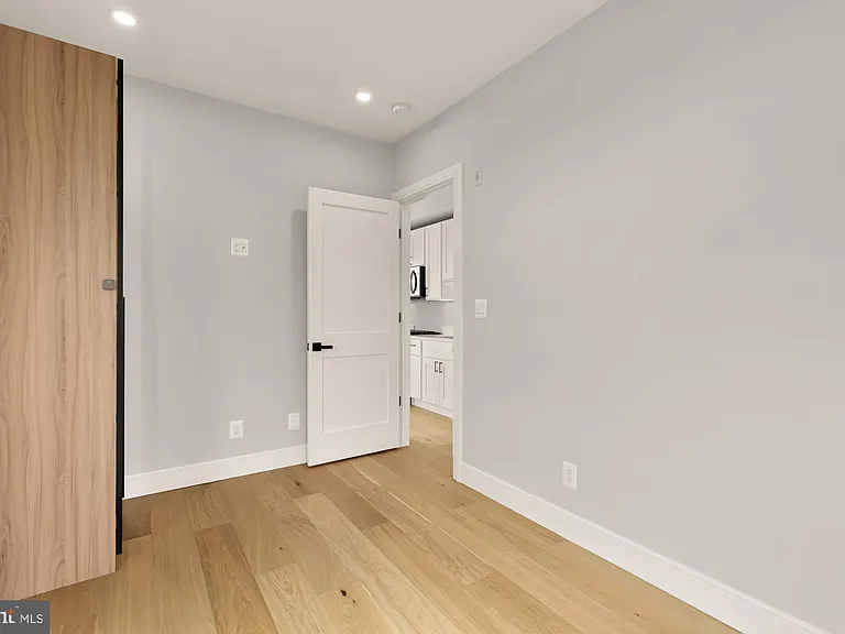 3215 Mount Pleasant St NW #401 — Photo 15