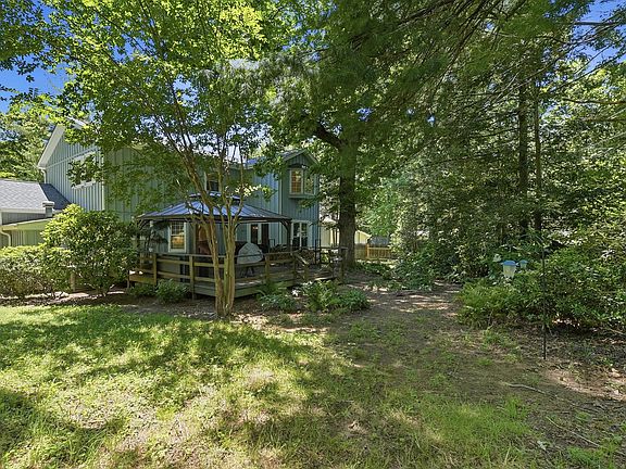 4th image of 1102 Montvale Cir