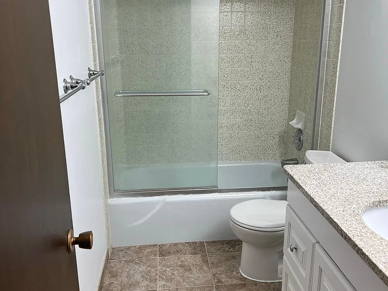 6710 S 83rd Ave #8 — Photo 7