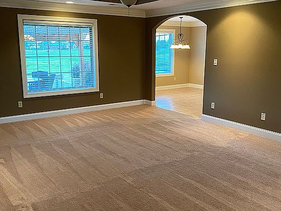 Family room/Breakfast nook