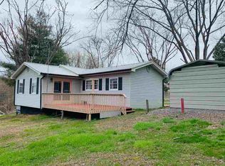 109 Almond Rd, Cosby, TN 37722
