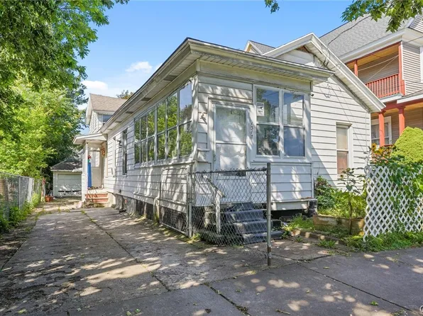 1317 Butternut St, Syracuse, NY 13208