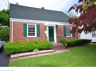 35 Columbus St, Manchester, CT 06042