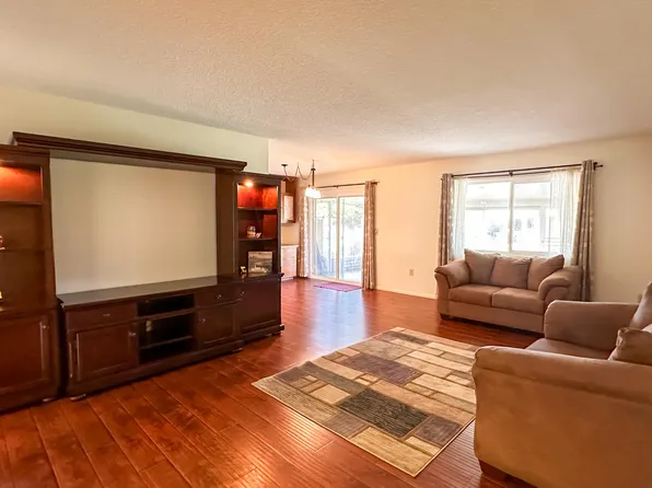 10413 W PRAIRIE HILLS Circle, Sun City, AZ 85351