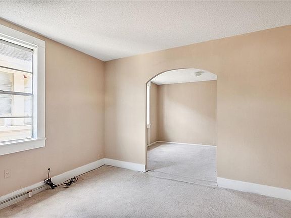 2nd image of 1013-15 Teche St