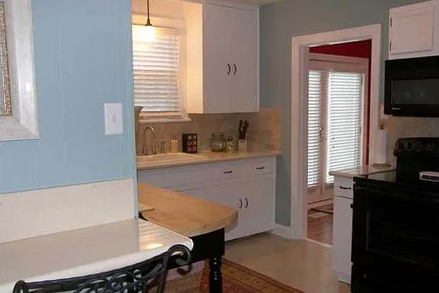 304 Osborne Dr — Photo 1