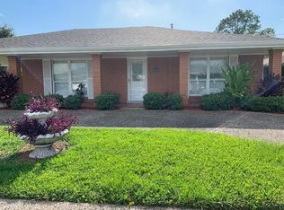 4716 Sherwood Dr, New Orleans, LA 70128
