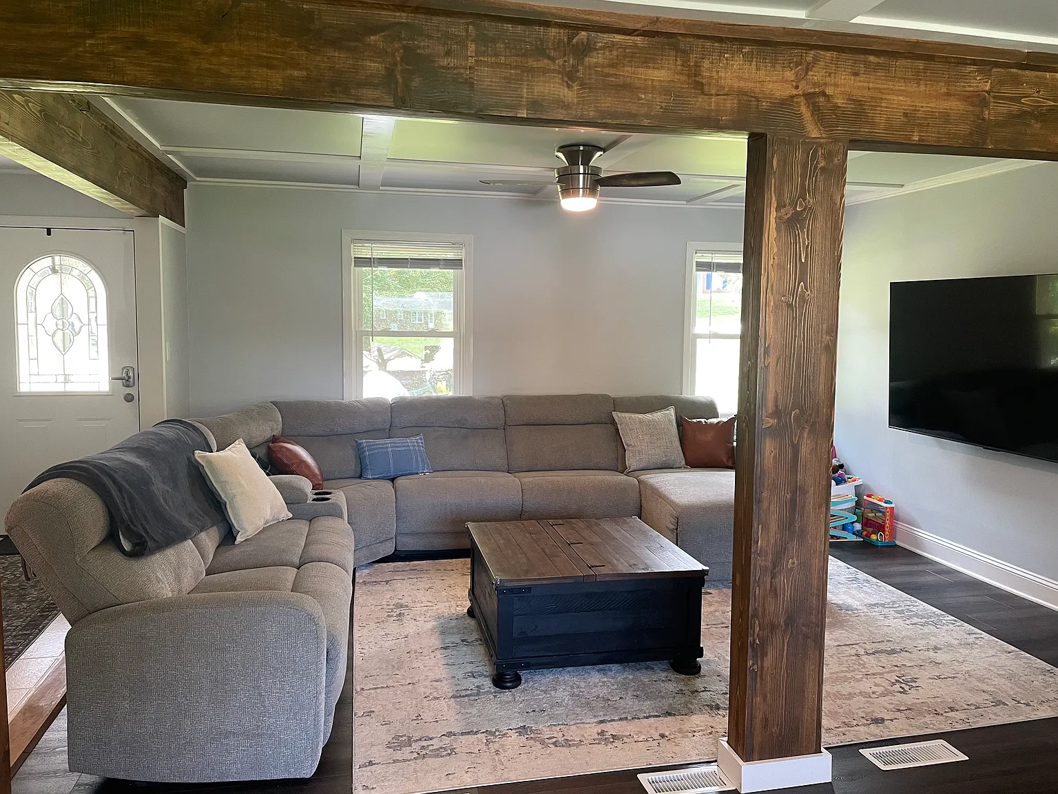 5 bed, 2864 sqft, $2,800 — Photo 4