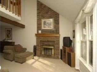 739 S Avalon Cir, Olathe, KS 66062