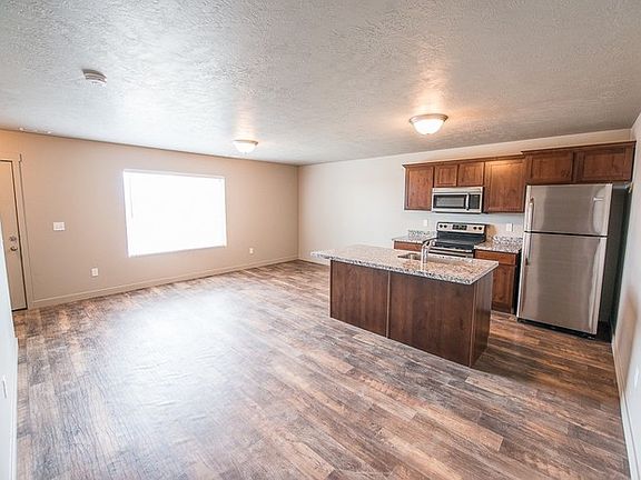 4th image of 14407 S Ashburn Way