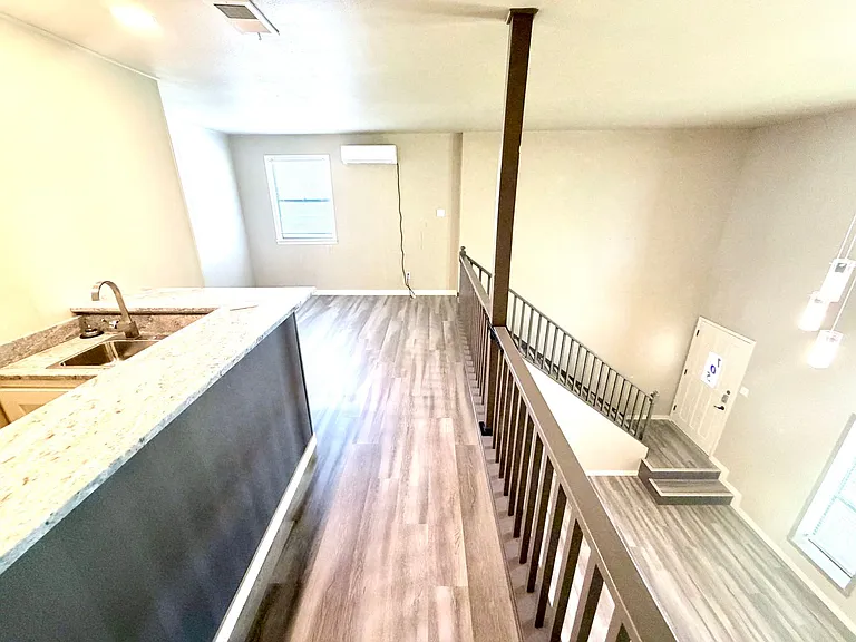 105 Brentwood Dr — Photo 8
