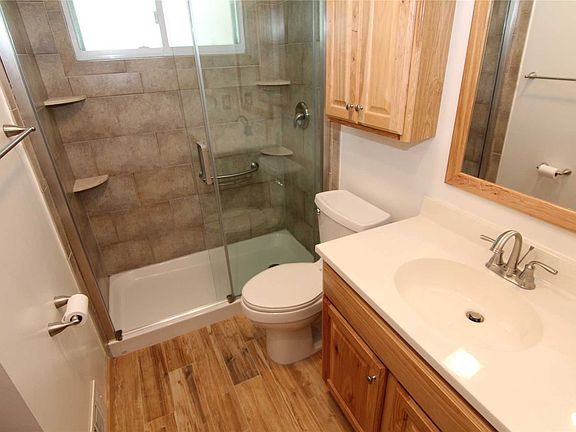 2nd image of 27 Duane Dr