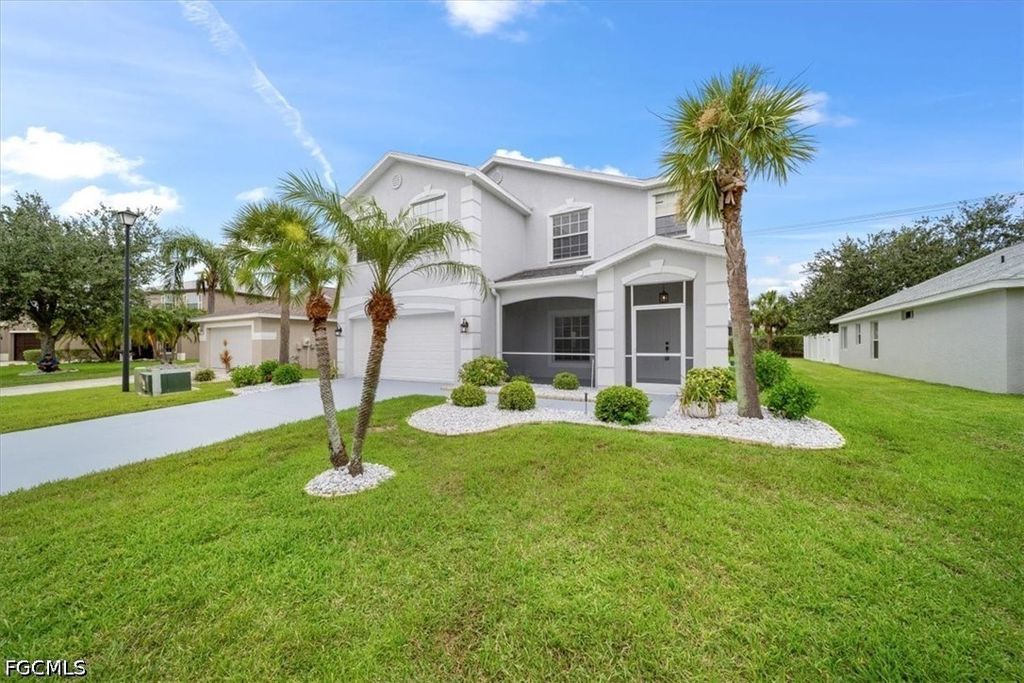 11544 Lake Cypress Loop, Fort Myers, FL - View 3