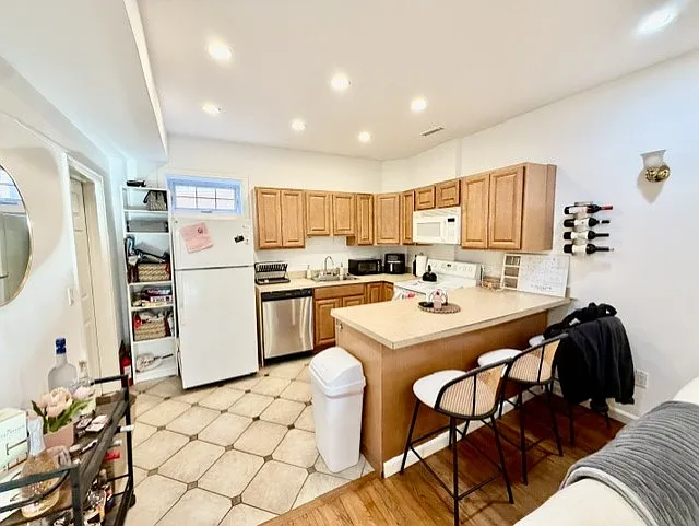 111 Salem St #2 — Photo 6