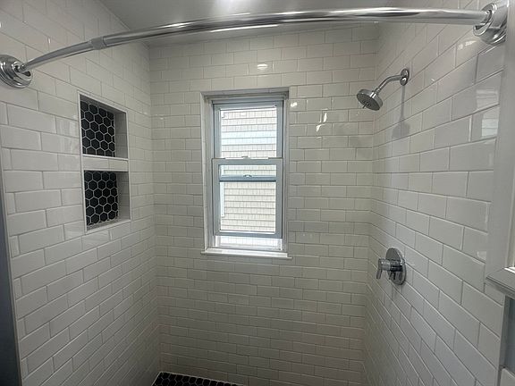 5th image of 19 Firth Rd Floor 2