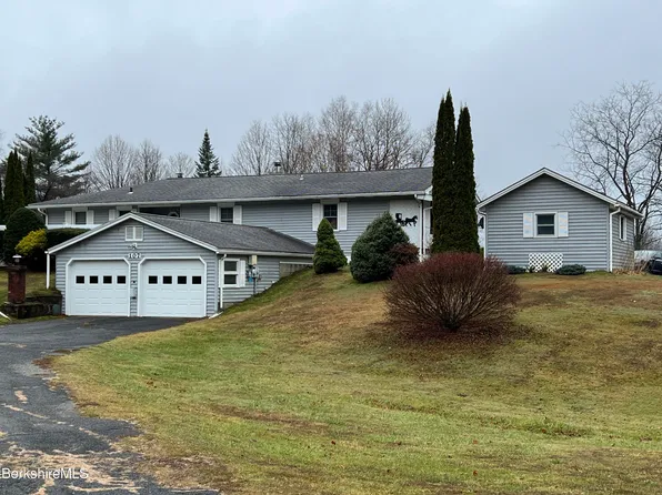 107 Orchard St, Adams, MA 01220