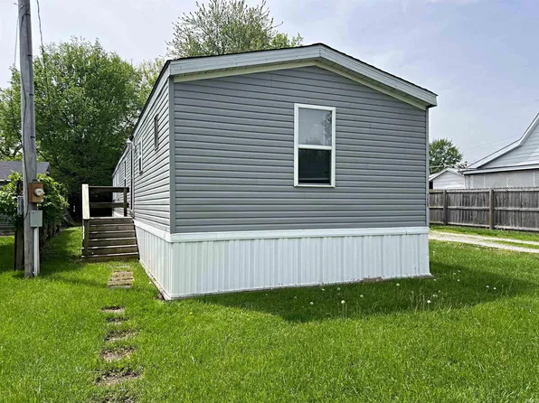 129 H St NW, Linton, IN 47441