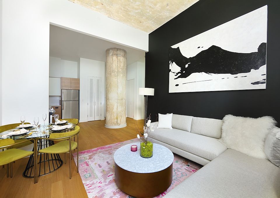 1st image of 4322 Queens St #2314