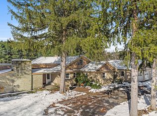 32510 Fish Hatchery Rd, Kalamazoo, MI 49009