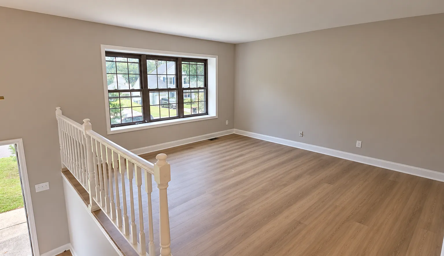 8 Kim Lane, Sicklerville, NJ Beautifully Remodeled 4-Bedroom Home $3,395/Month — Photo 2