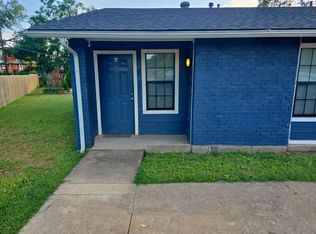 900 E Leslie Cir #A, Austin, TX 78721