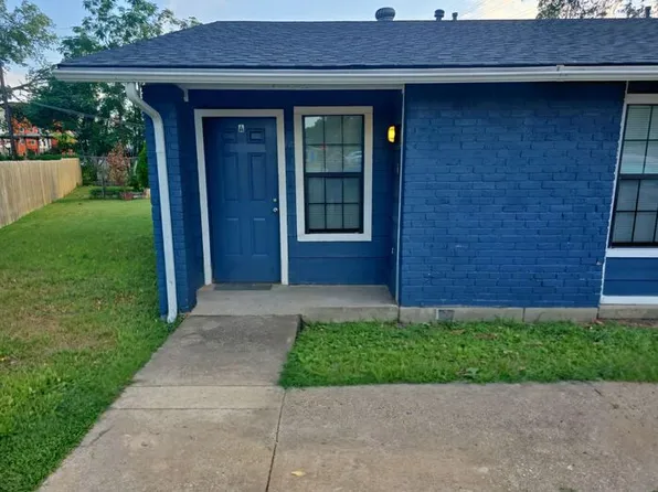 900 E Leslie Cir #A, Austin, TX 78721