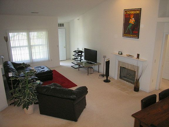 4th image of 10228 W Deerwood Ln #13