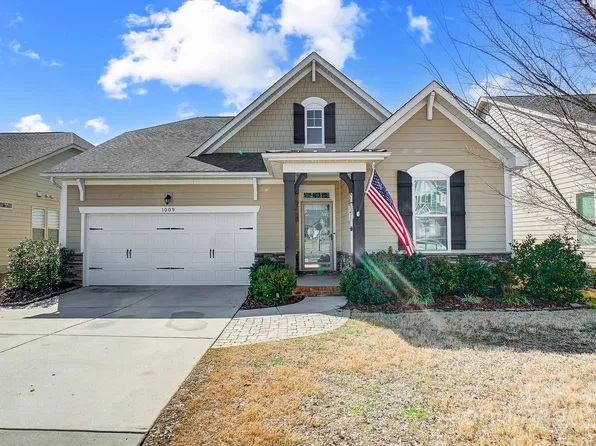 1009 Chapman St, Indian Trail, NC 28079