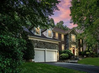 4 Ponds Edge Ct, Stafford, VA 22554