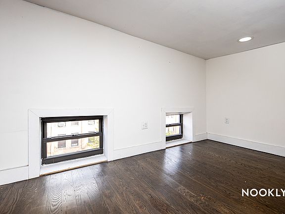 4th image of 261 Stanhope St APT 3R