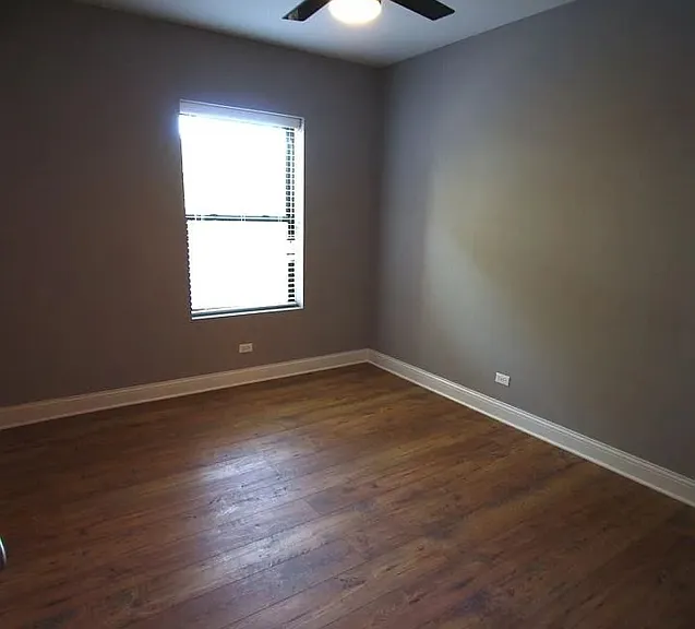 1120 W Addison St #3 — Photo 8