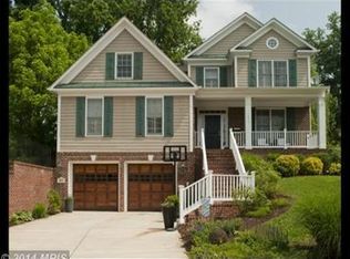 5813 Johnson Ave, Bethesda, MD 20817