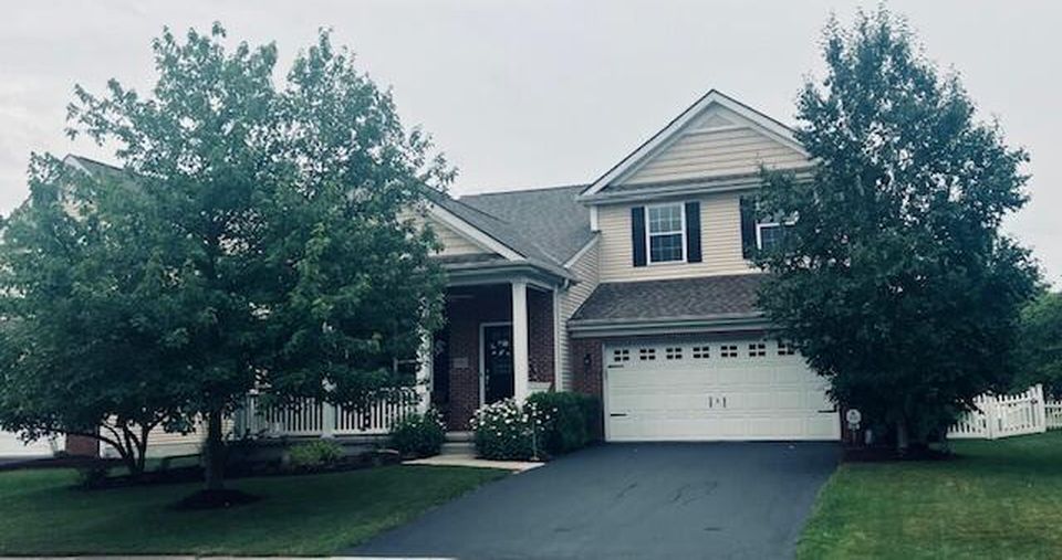 Real estate listing image