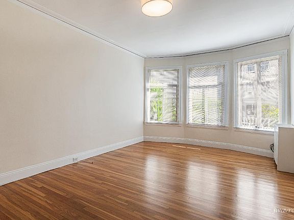 2nd image of 1545 Greenwich St #3
