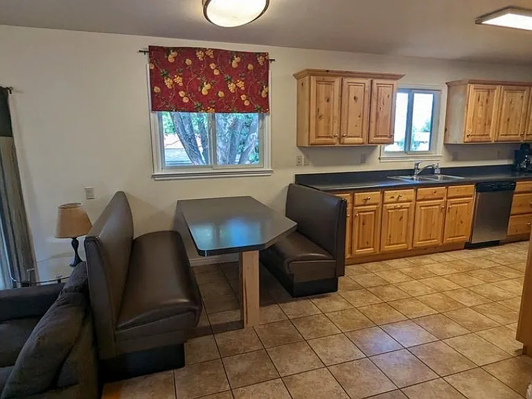 104 Akard Ave — Photo 12