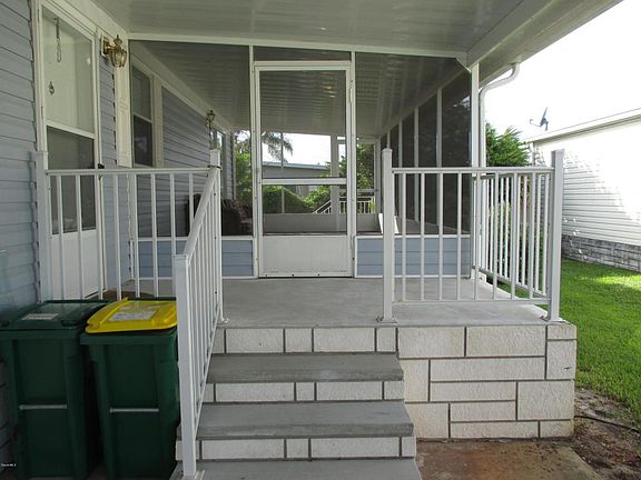 2nd image of 733 Lark Dr