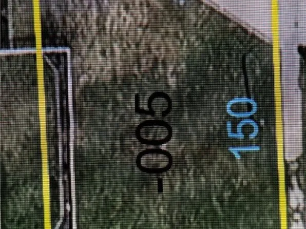 118 N Pennsylvania St, Chrisman, IL 61924