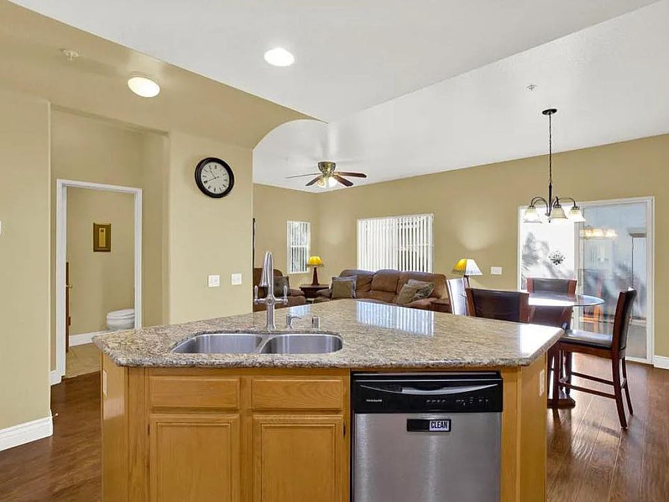 1st image of 26385 Arboretum Way